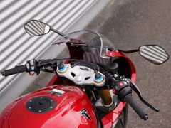 Triumph Speed Triple 1200 RR multiClip Tour