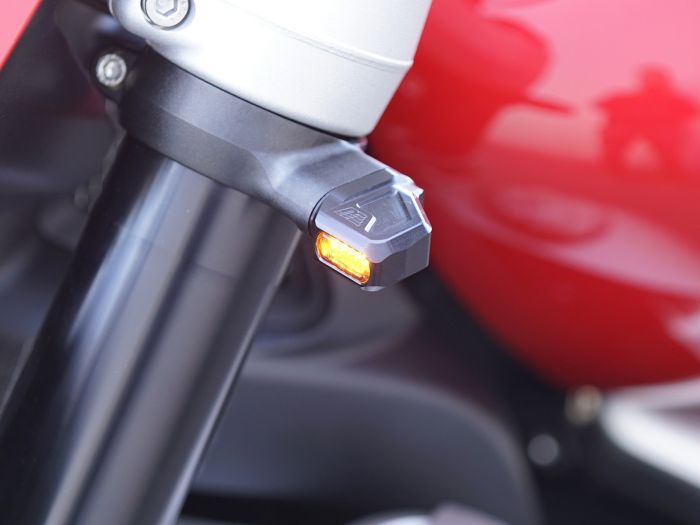 LED Turn Signal Front & Rear, Triumph Rocket 3 R GT