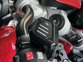 Brake and Clutch Fluid Reservoir Cover Triumph Rocket 3 GT / R